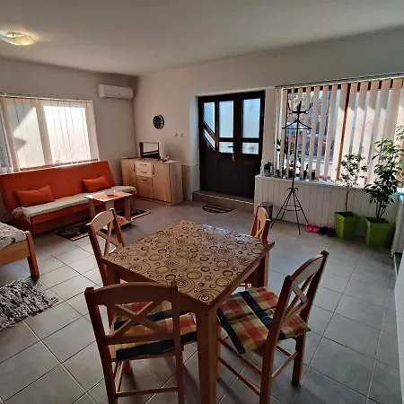 Apartman Ankica Golubac Exteriör bild